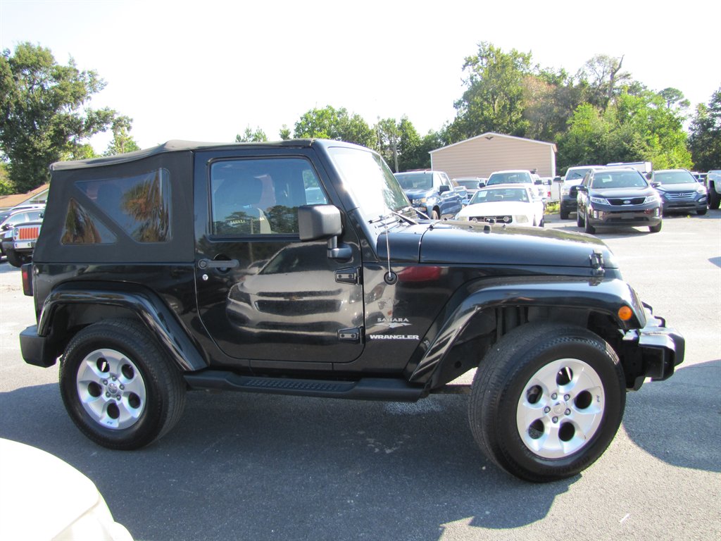 Jeep Wrangler photo 4