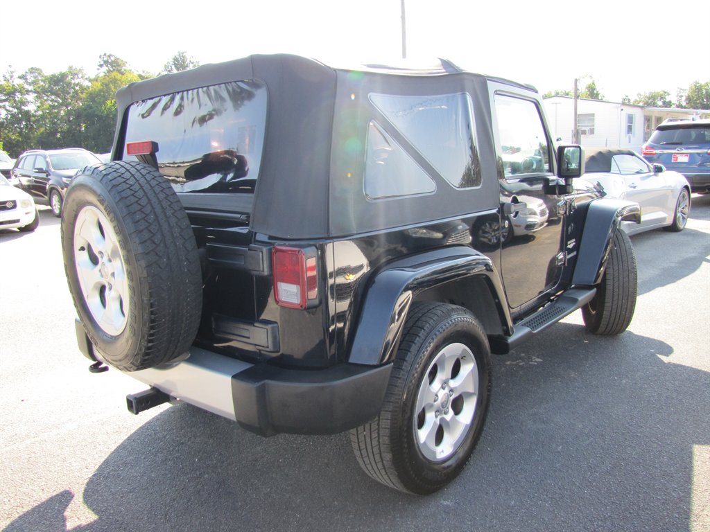 Jeep Wrangler photo 5