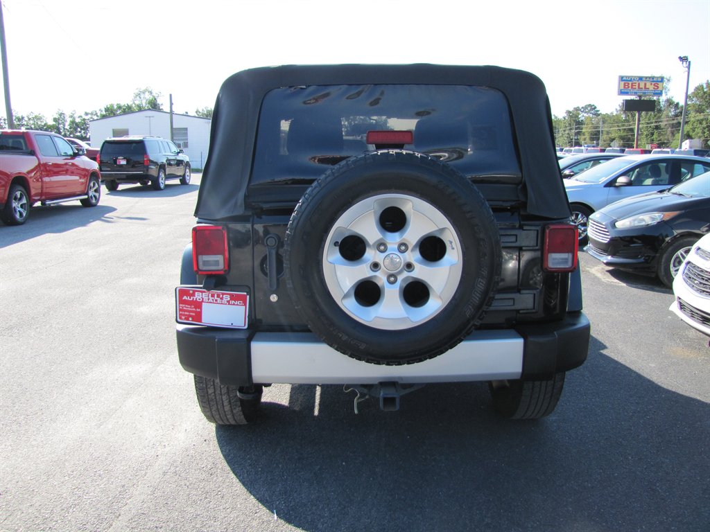 Jeep Wrangler photo 6