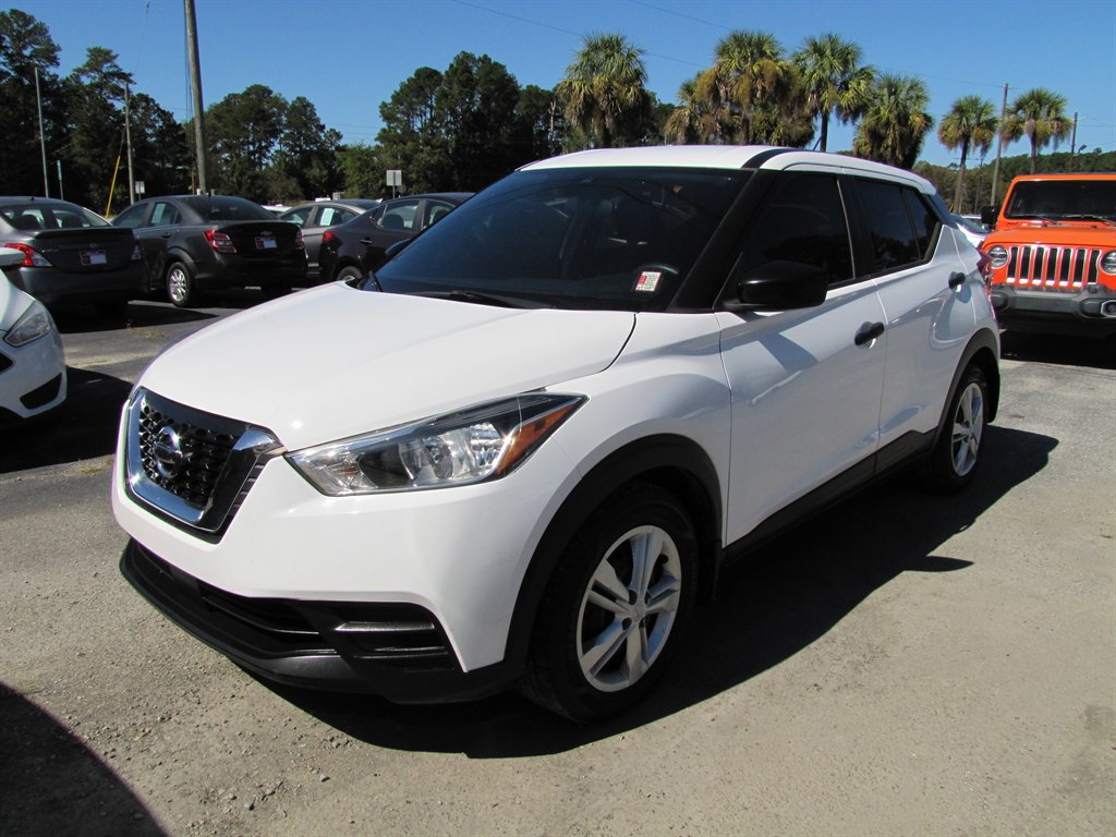 2020 Nissan Kicks S